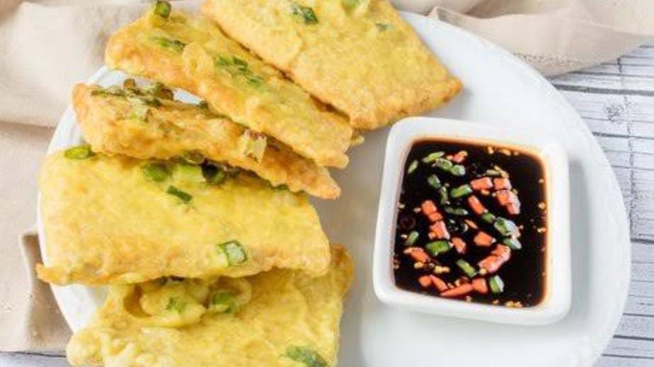 Mendoan isi 5 plus sambal kecap